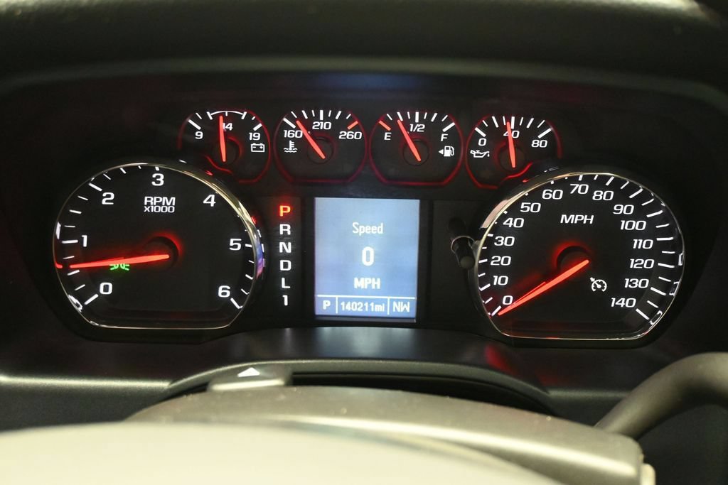 Used 2019 Chevrolet Silverado 2500 W/T AWD/4WD image 15