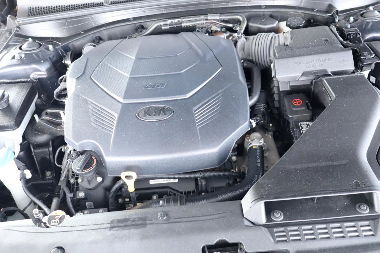 Used 2017 Kia Cadenza Technology FWD image 44