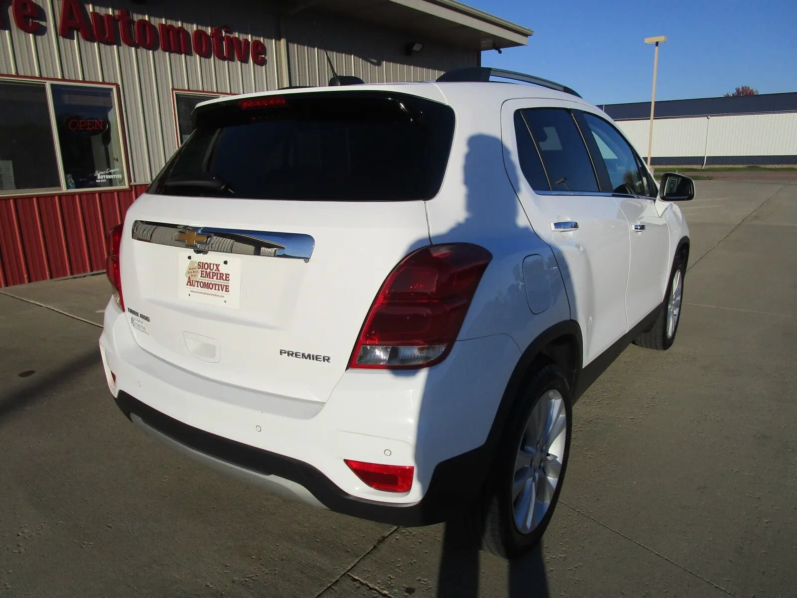 Used 2020 Chevrolet Trax Premier AWD/4WD image 9