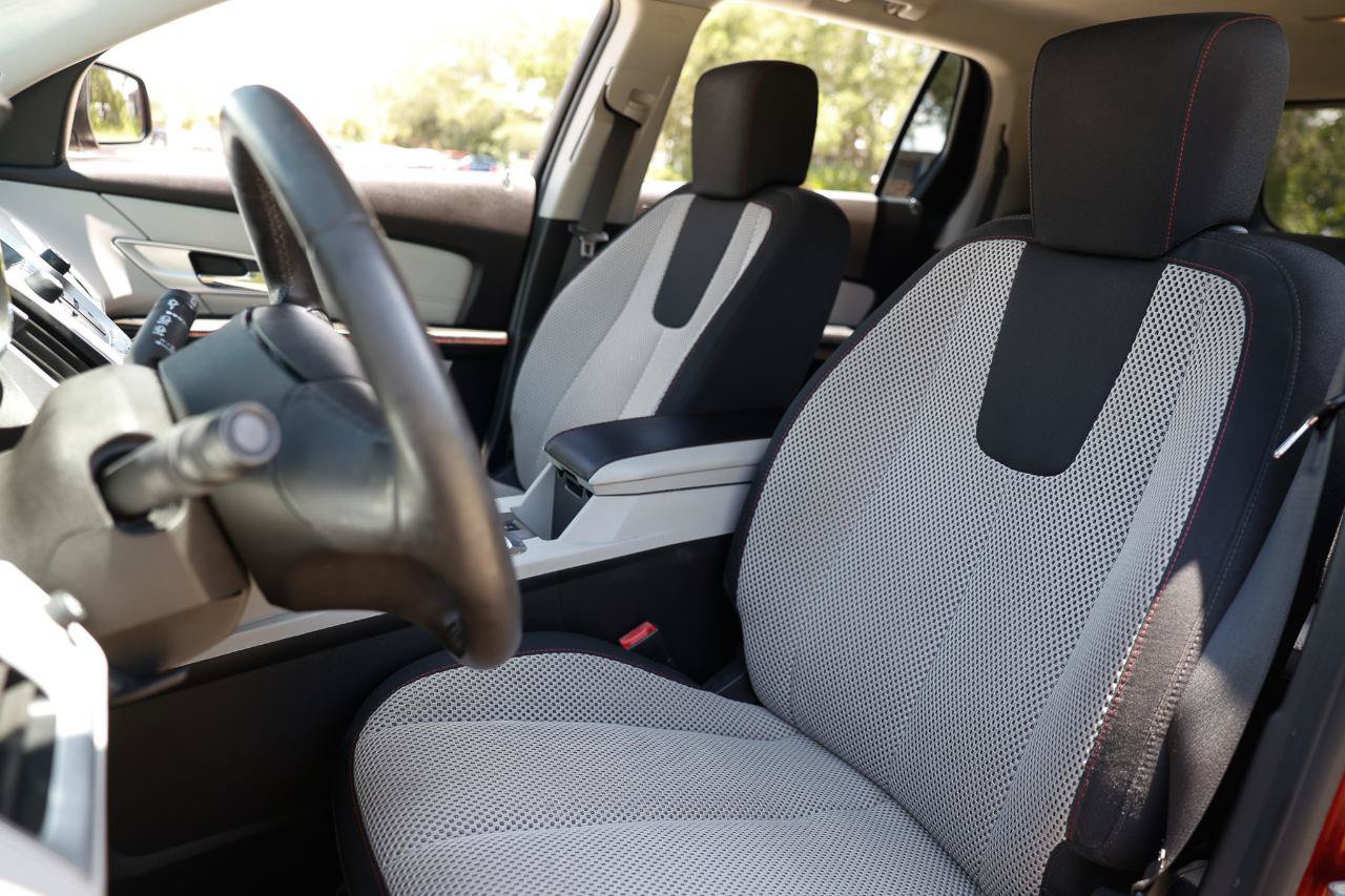 Used 2010 GMC Terrain SLE w/ Convenience Package FWD image 6