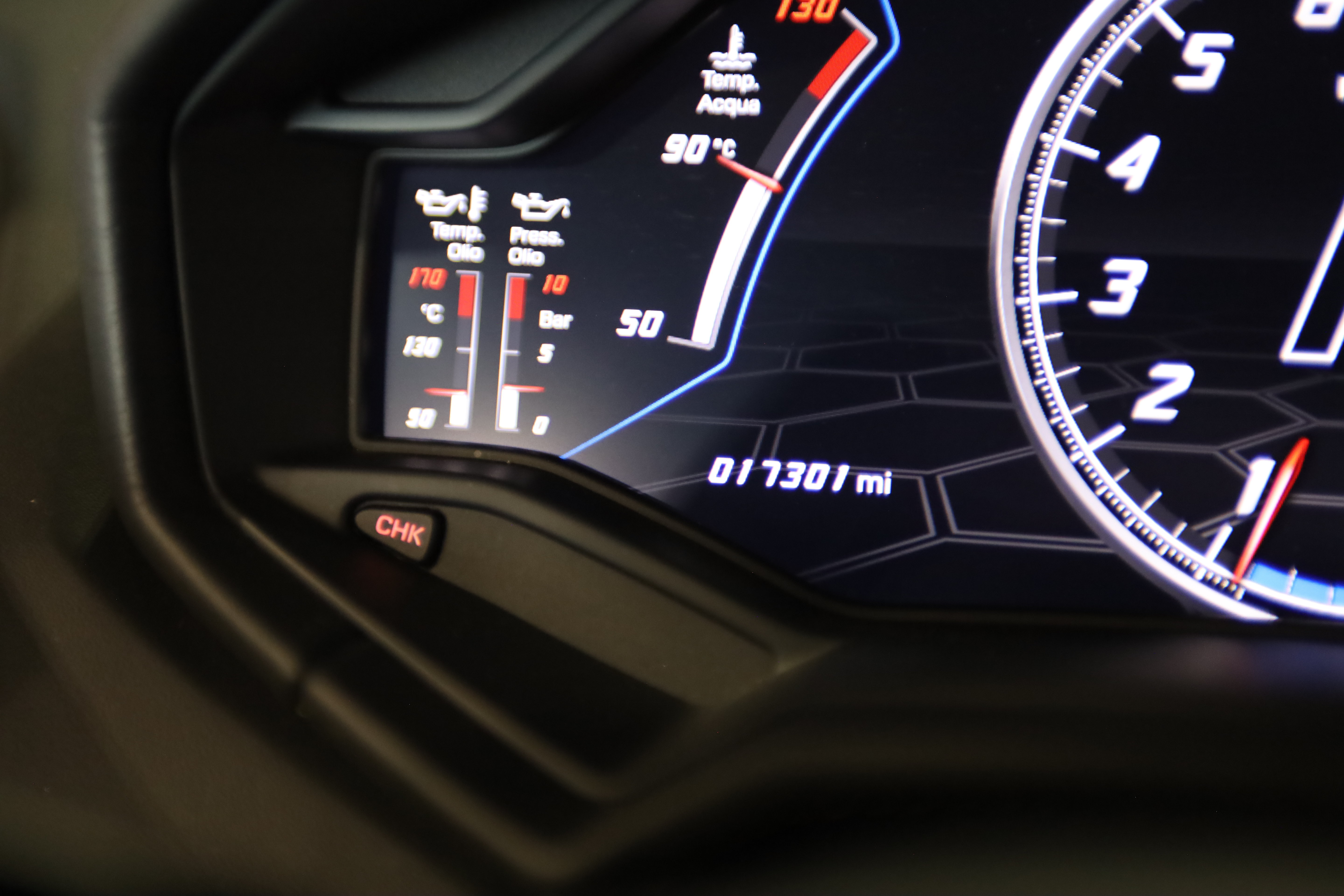 Used 2021 Lamborghini Huracan EVO AWD/4WD image 19