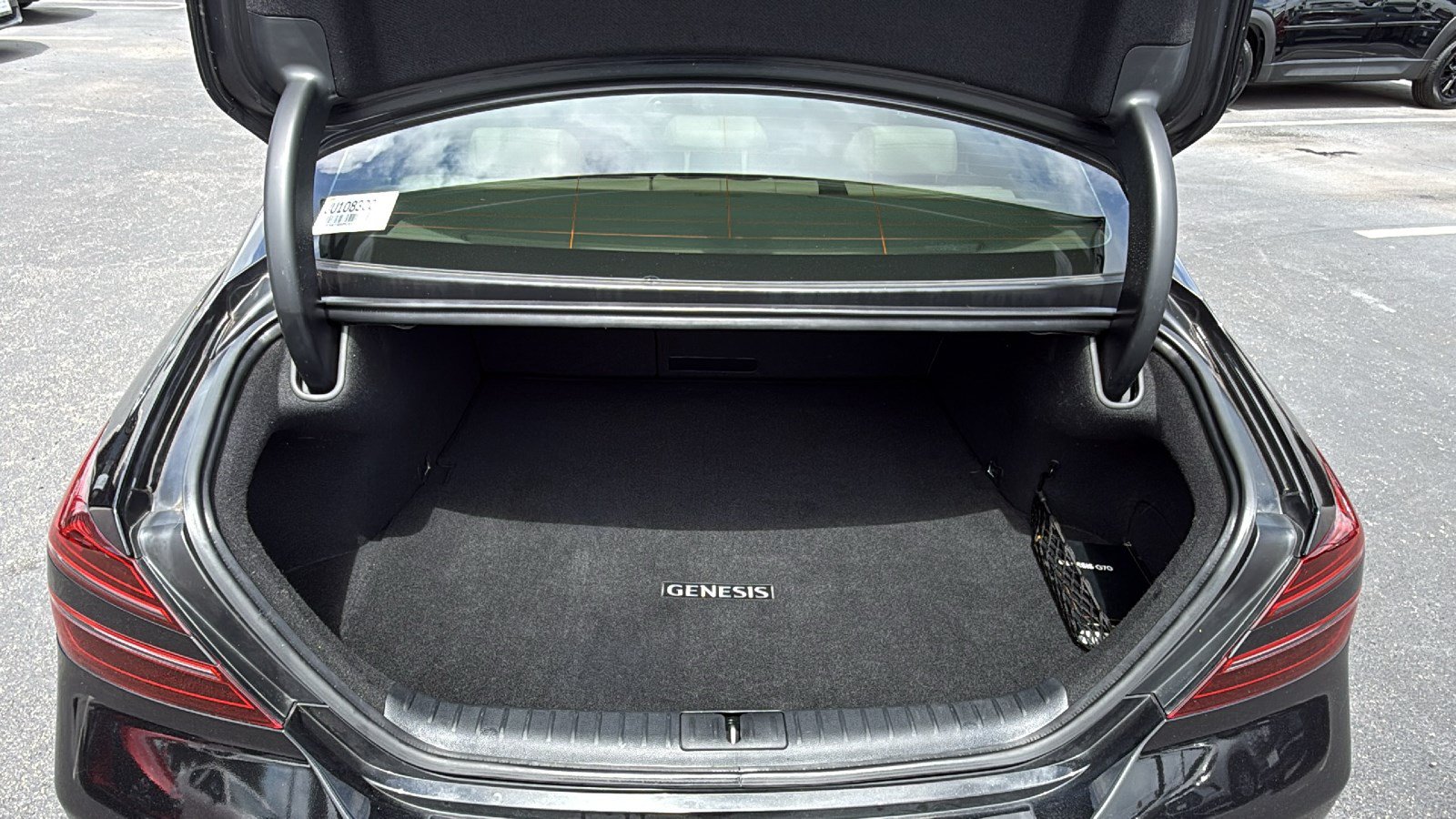 Used 2023 Genesis G70 2.0T RWD image 23