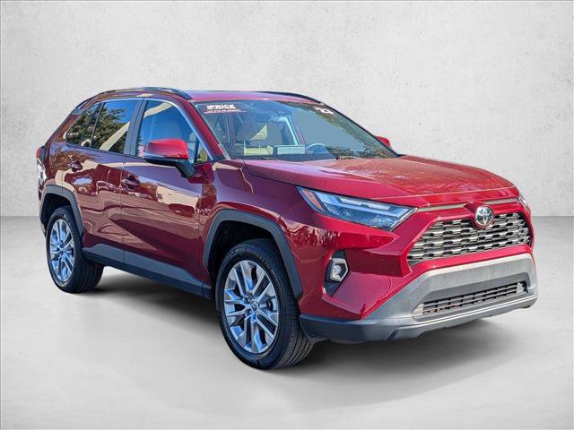 Used 2023 Toyota RAV4 XLE Premium image 3