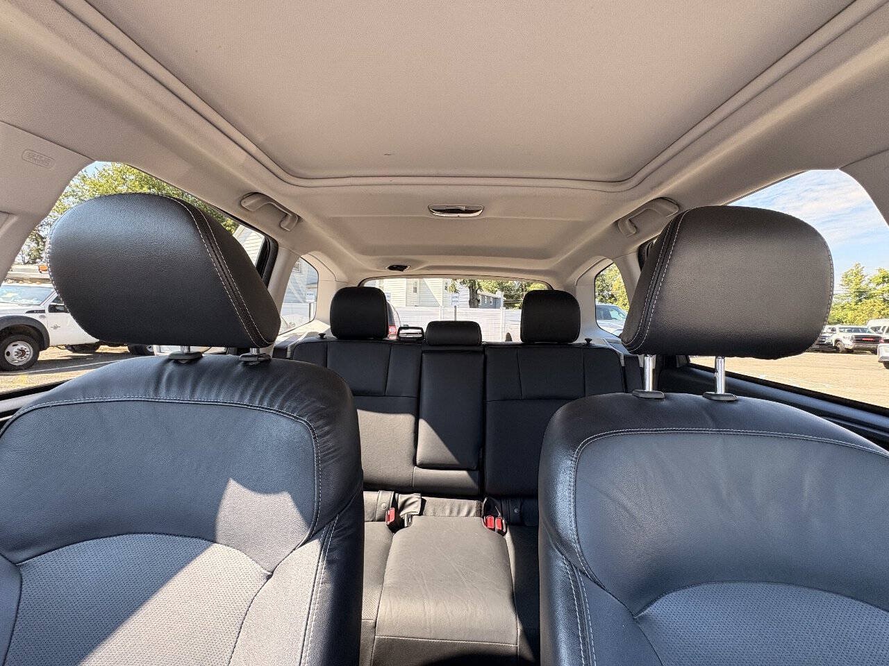 Used 2014 Subaru Forester 2.5i Touring AWD/4WD image 28