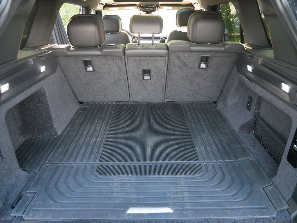 Used 2023 Land Rover Range Rover SE AWD/4WD image 12