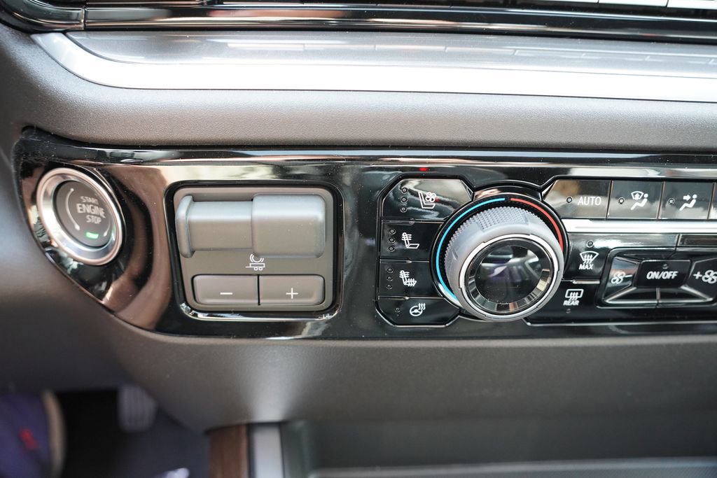 New 2026 Chevrolet Silverado 1500 High Country w/ High Country Premium Package image 17