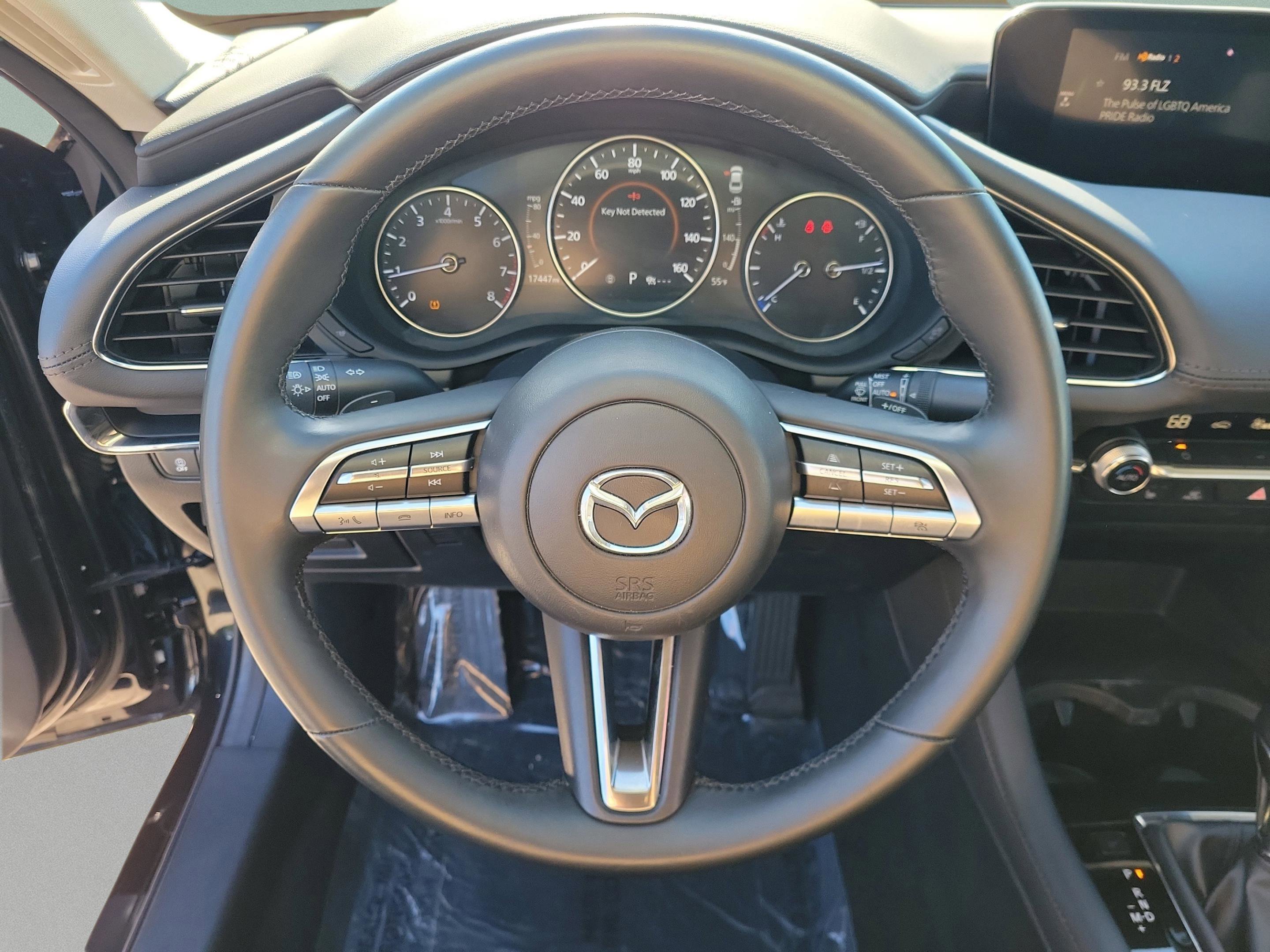 Used 2022 MAZDA MAZDA3 s image 20