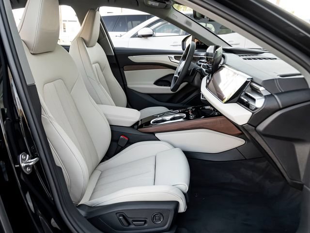 New 2026 Audi A6 Premium Plus AWD/4WD image 40