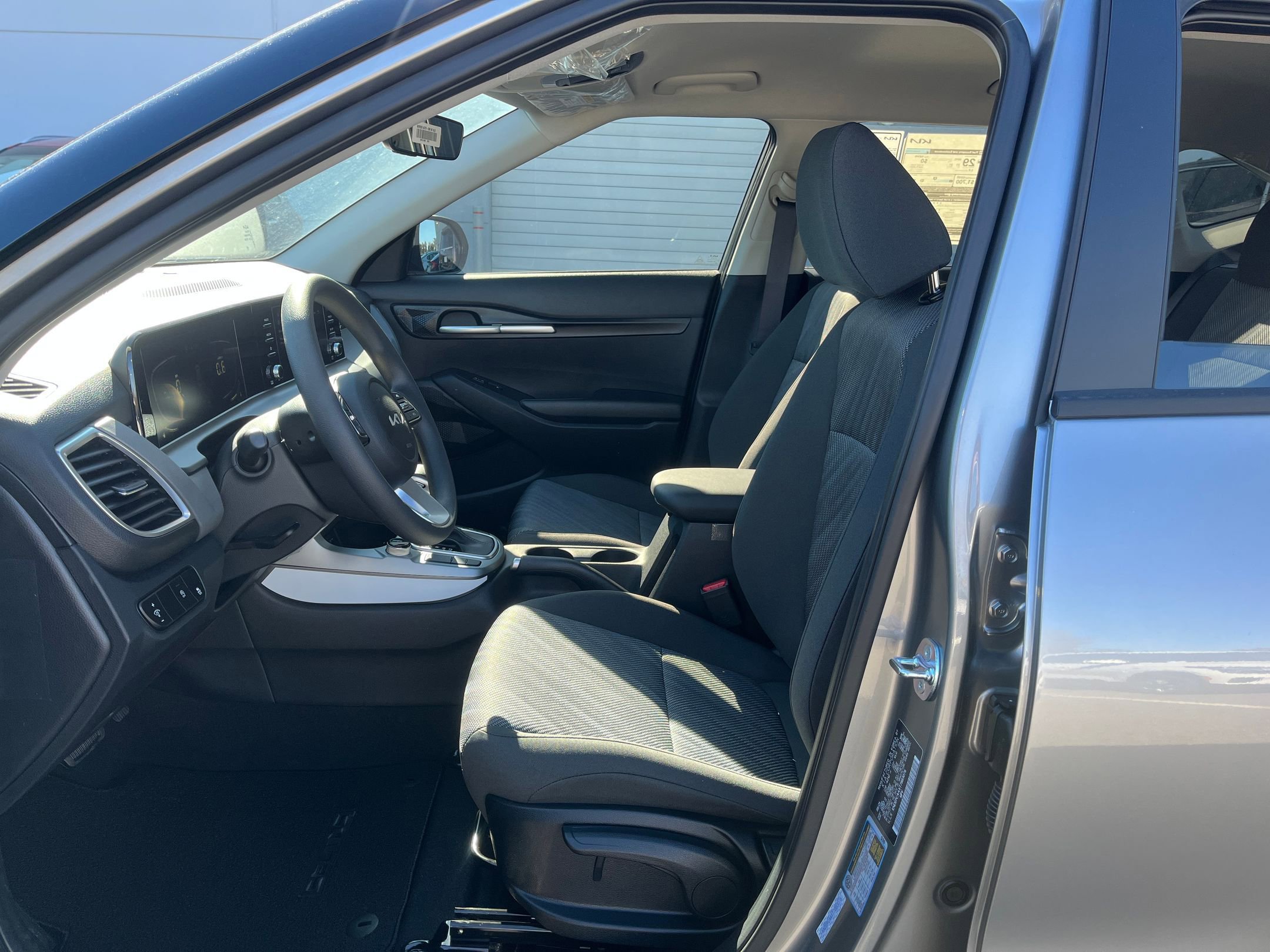 New 2026 Kia Seltos LX image 25