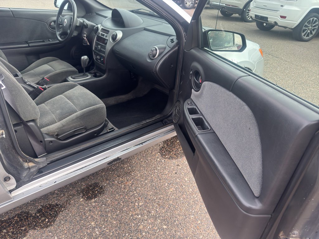 Used 2006 Saturn ION Level 3 w/ Travel Pkg image 11