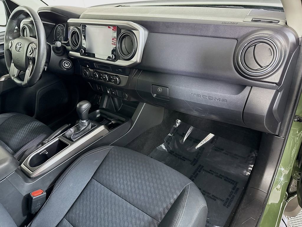 Used 2022 Toyota Tacoma SR5 w/ Trail Edition AWD/4WD image 32