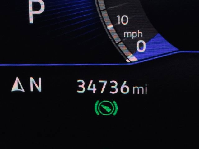 Used 2023 Volkswagen Taos SE w/ Panoramic Sunroof Package image 28