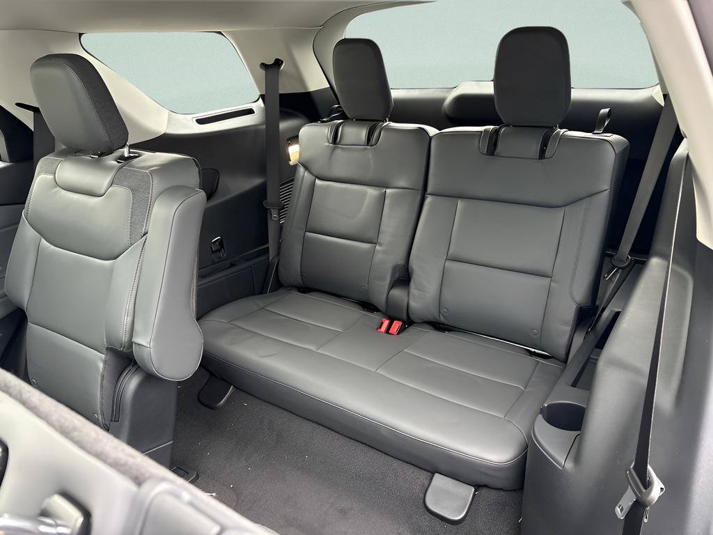 New 2026 Ford Explorer Active w/ Active Comfort Package AWD/4WD image 7