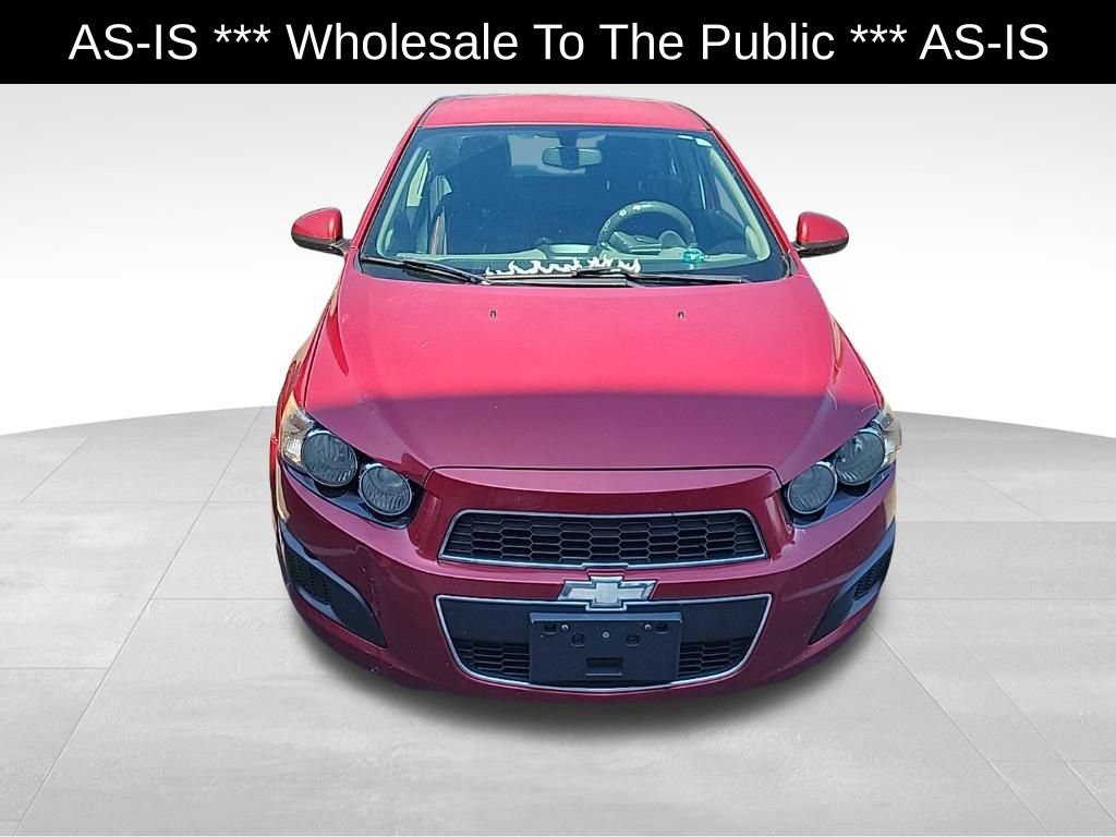 Used 2014 Chevrolet Sonic LT FWD image 2