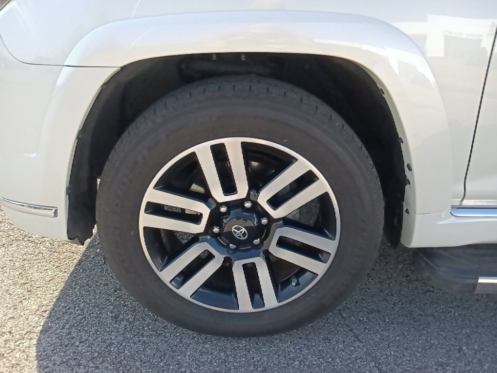 Used 2021 Toyota 4Runner Limited RWD image 10