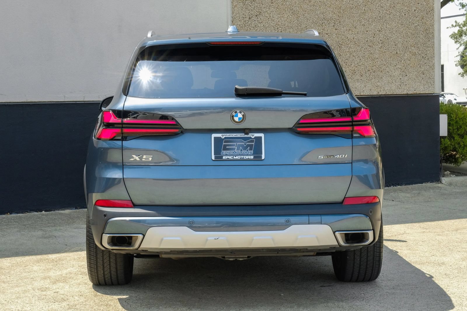 Used 2024 BMW X5 sDrive40i w/ Premium Package RWD image 9