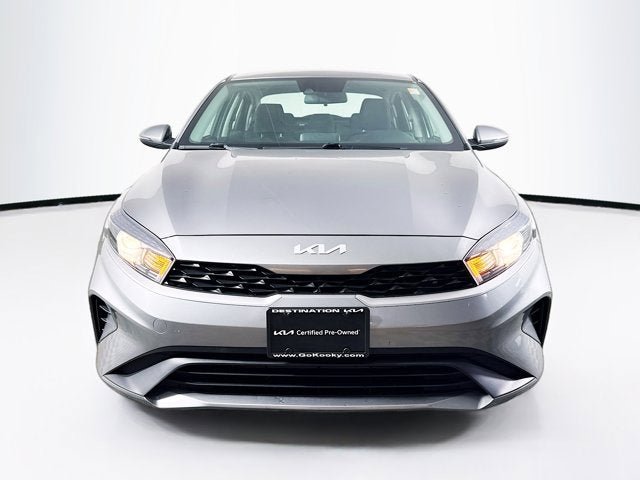 Used 2023 Kia Forte LXS w/ LXS Technology Package FWD image 2