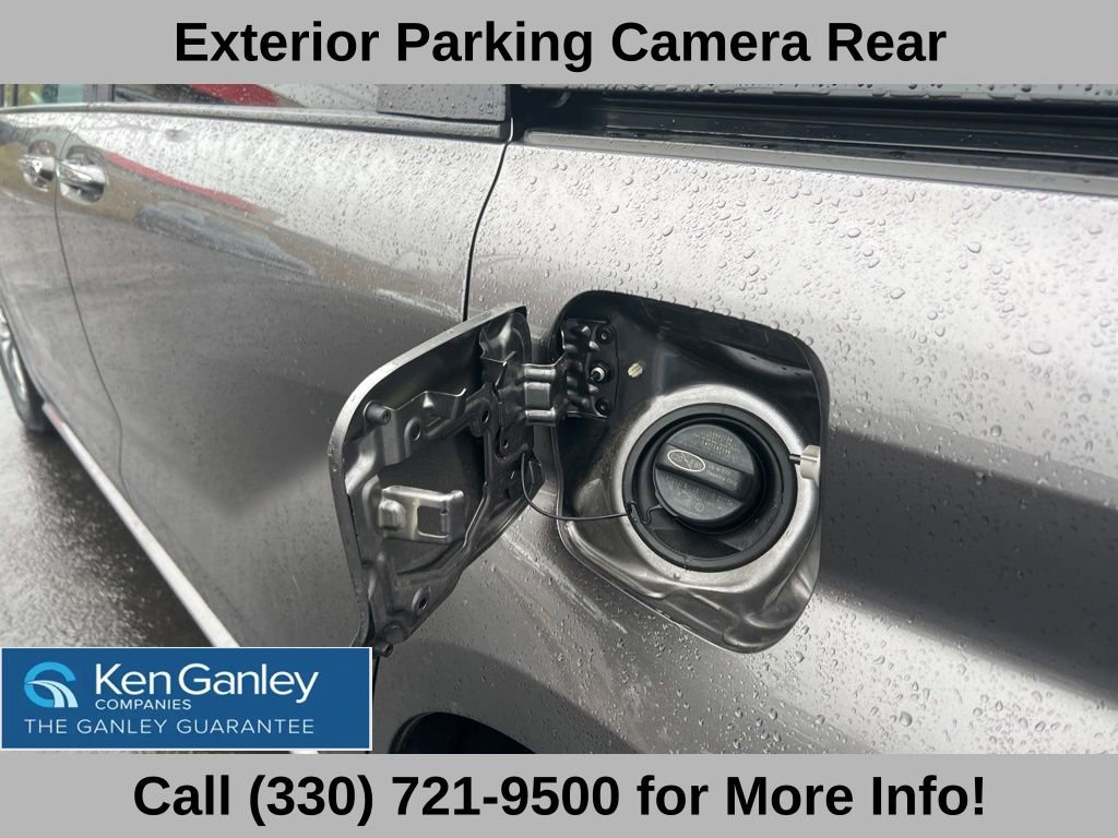 Used 2024 Toyota Sienna XLE image 43