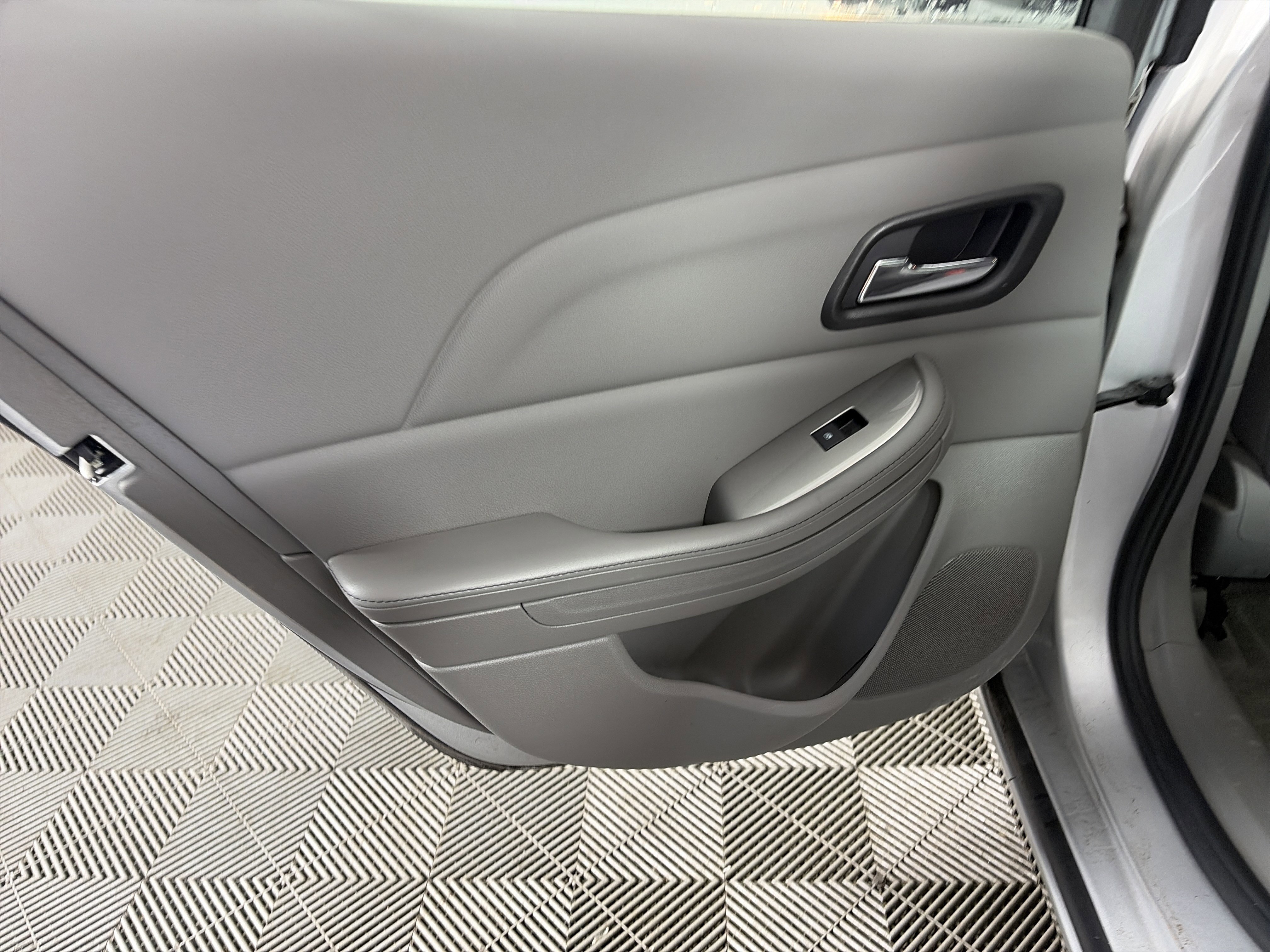 Used 2014 Chevrolet Malibu LS w/ Protection Package image 33