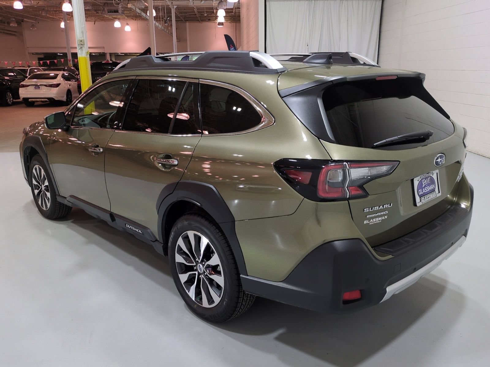 Certified 2025 Subaru Outback Touring XT AWD/4WD image 5