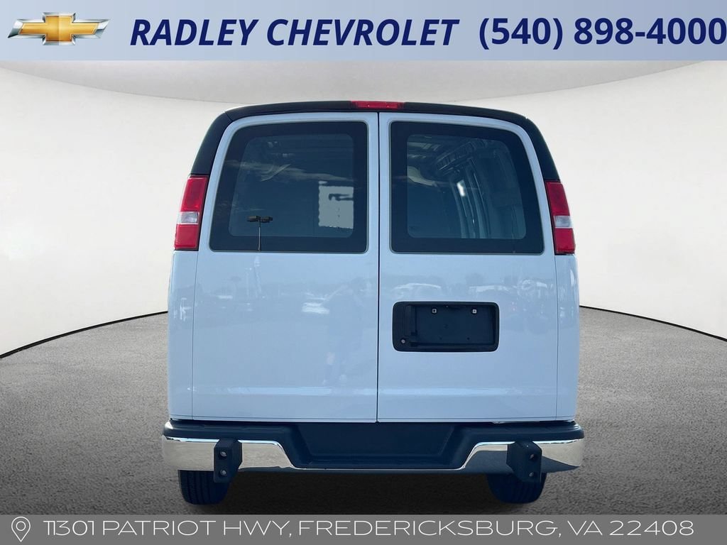 Certified 2025 Chevrolet Express 2500 w/ Driver Convenience Package RWD image 14