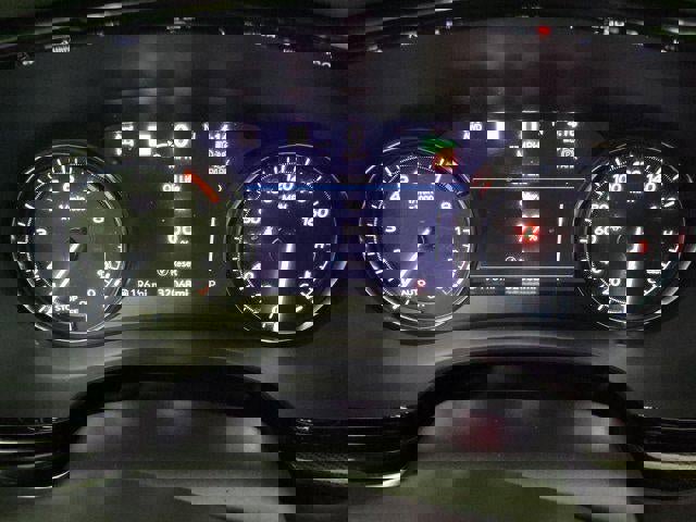 Certified 2023 Cadillac XT6 Sport w/ Platinum Package image 21