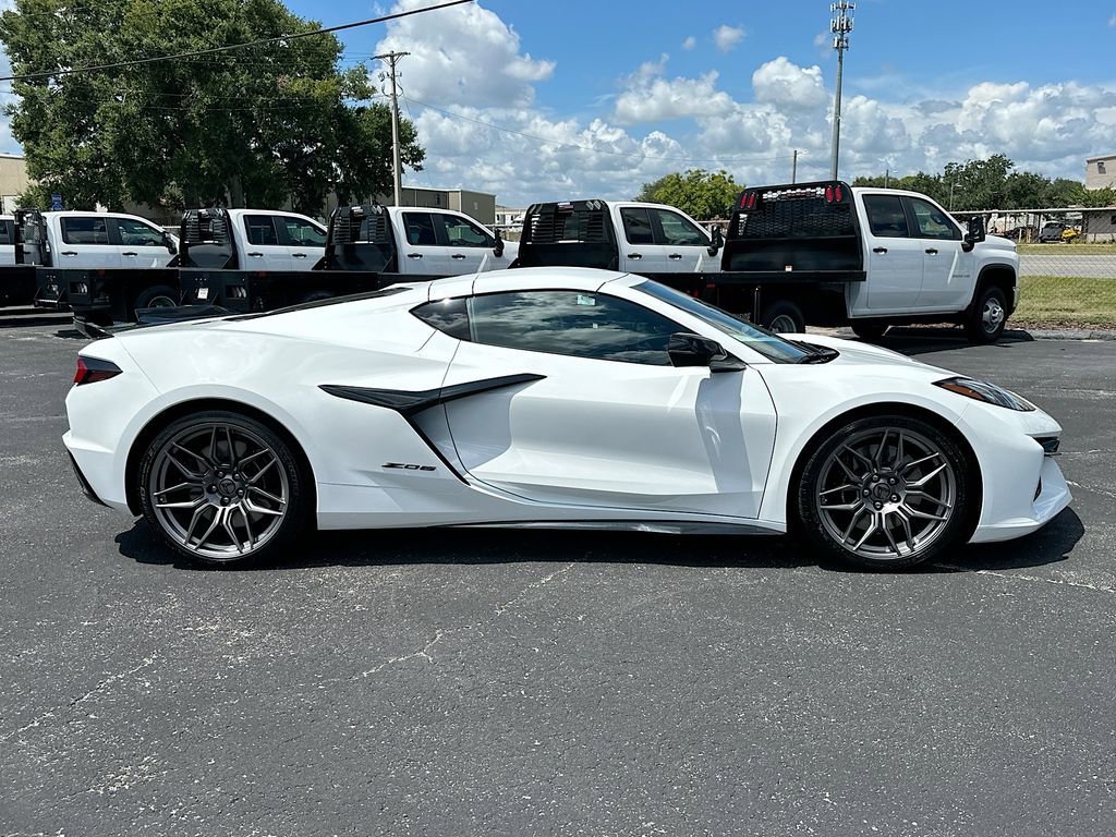 Used 2024 Chevrolet Corvette Z06 image 8