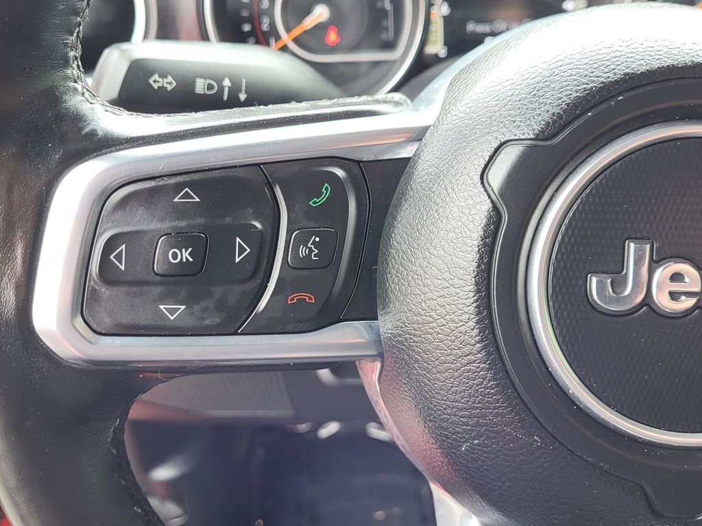 Used 2020 Jeep Wrangler Unlimited Sahara image 17