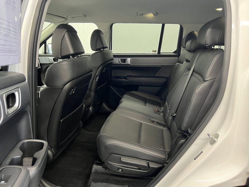 Used 2024 Hyundai Santa Fe SEL image 12