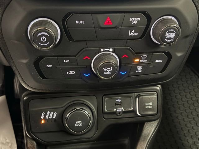 Used 2023 Jeep Renegade Latitude w/ Sun/Sound Group image 24
