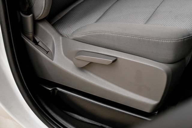 Used 2019 Chevrolet Silverado 2500 W/T AWD/4WD image 32