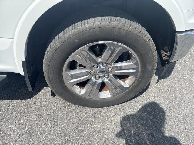 Used 2018 Ford F150 Lariat w/ Equipment Group 502A Luxury image 9