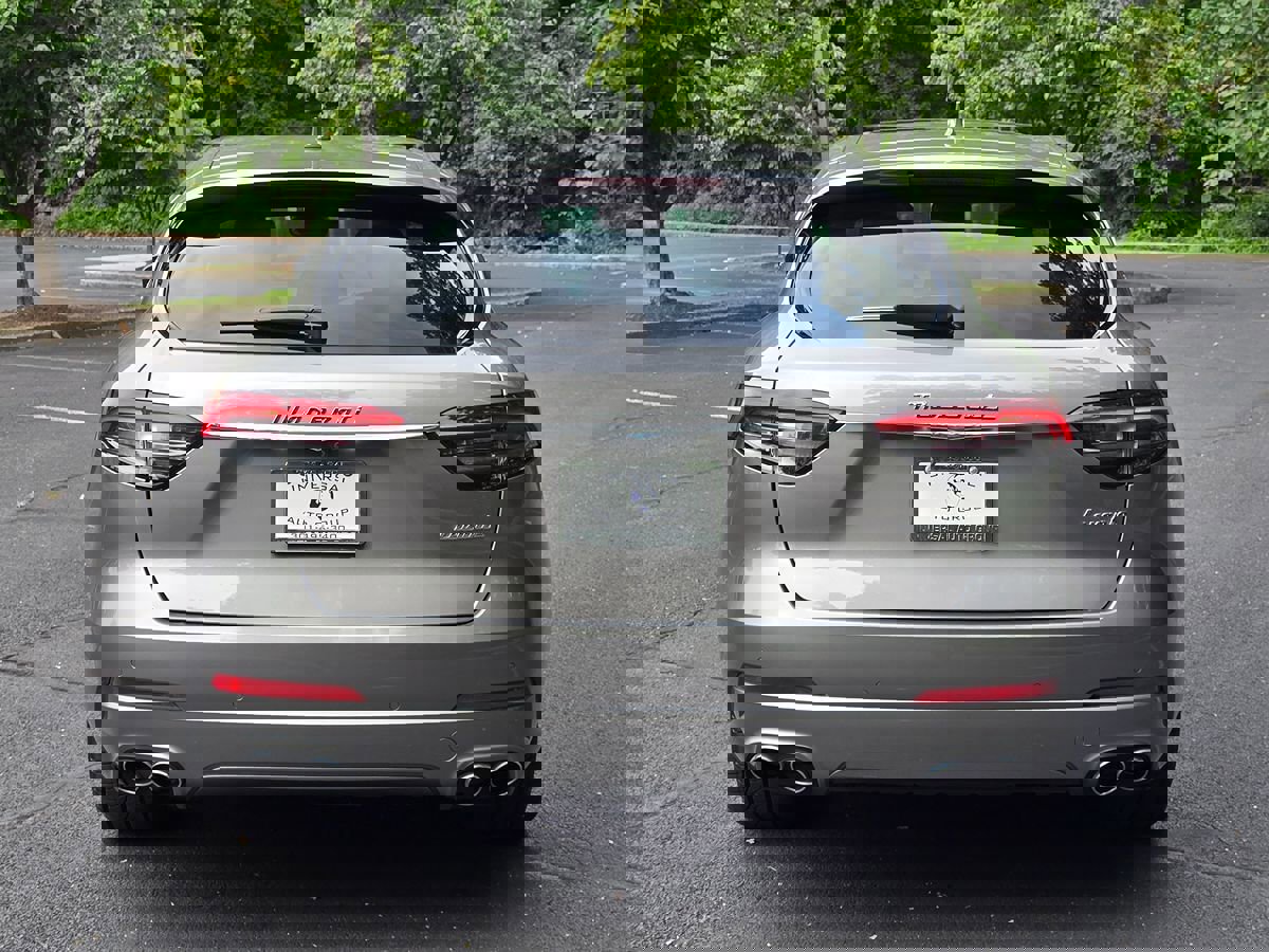 Used 2022 Maserati Levante GT image 5