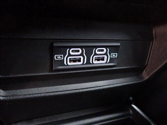 Used 2024 Jeep Grand Cherokee L Laredo image 10