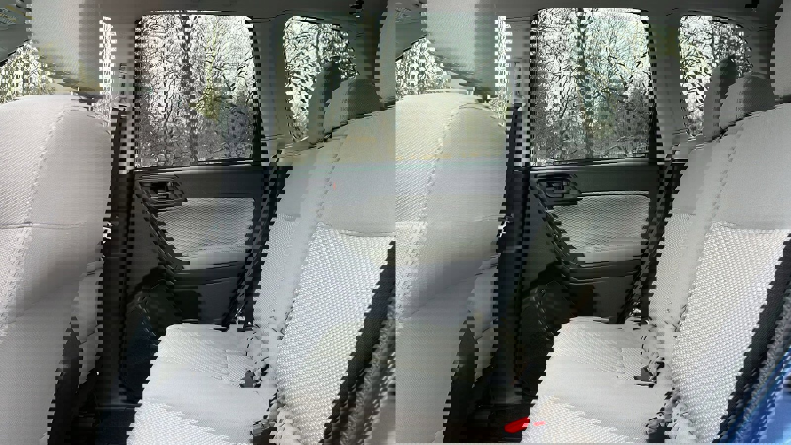 Used 2018 Subaru Forester 2.5i Premium w/ All-Weather Package image 19