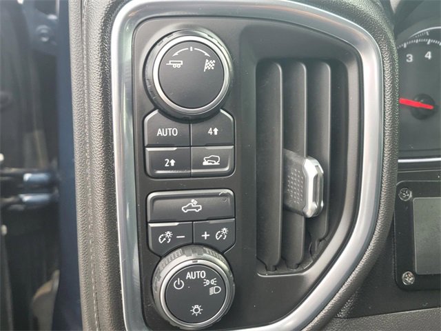 Used 2019 Chevrolet Silverado 1500 LT w/ All-Star Edition image 31