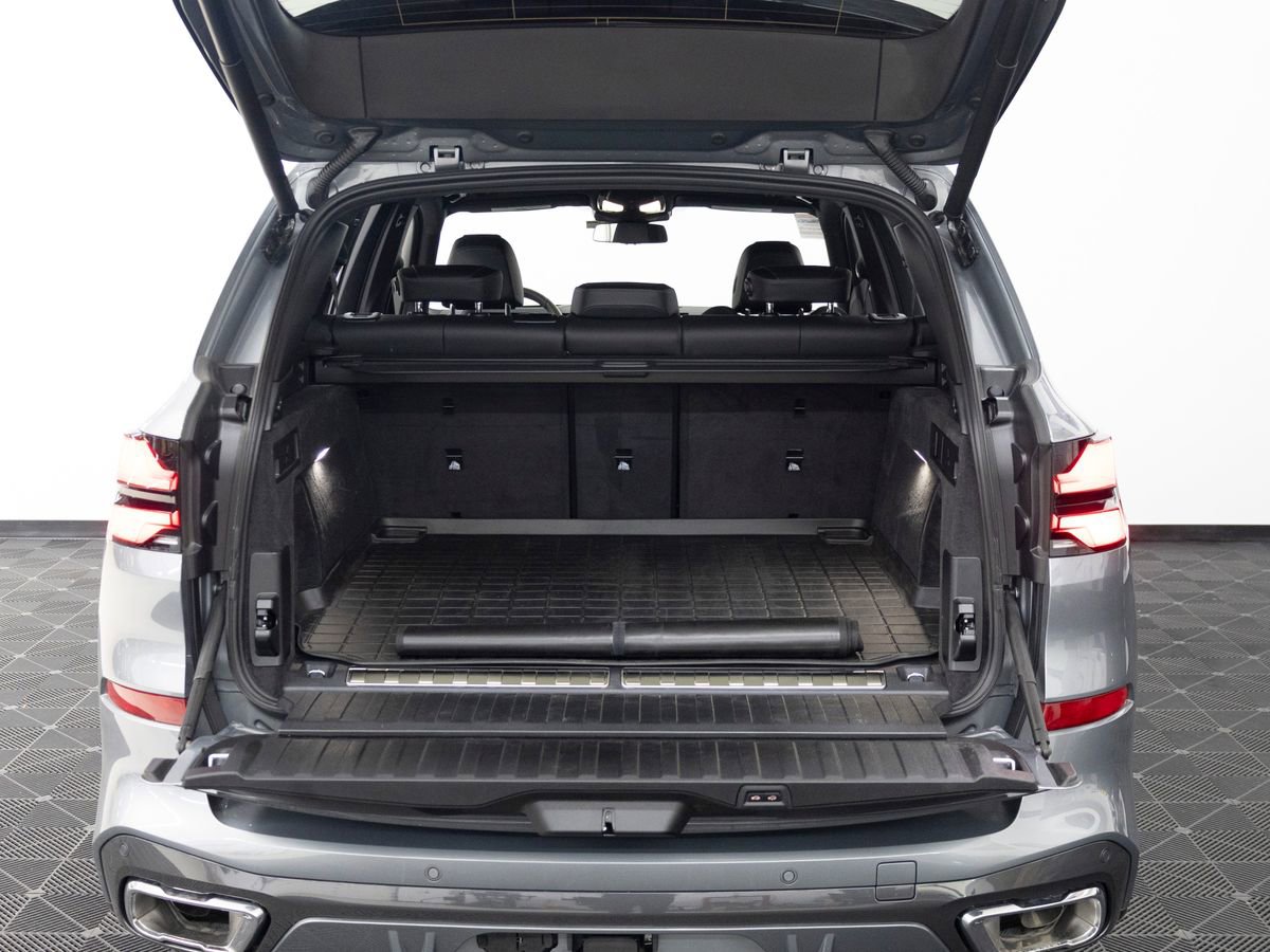 Used 2025 BMW X5 xDrive50e w/ M Sport Package image 26