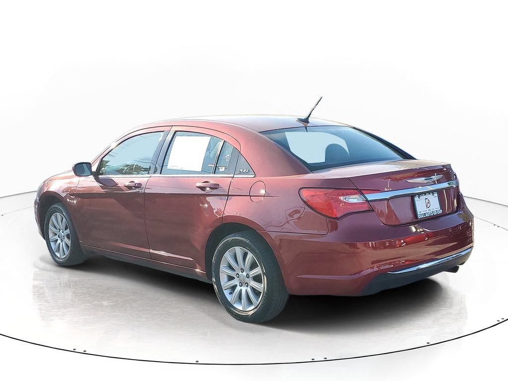 Used 2013 Chrysler 200 Touring FWD image 3