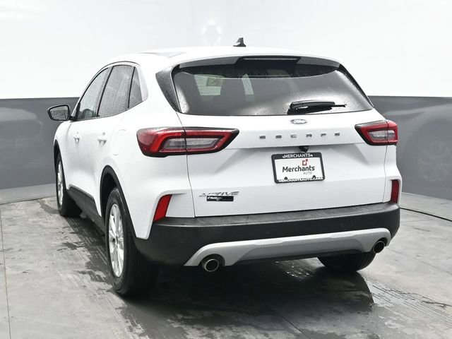 Used 2023 Ford Escape Active w/ Tech Pack #1 FWD image 5