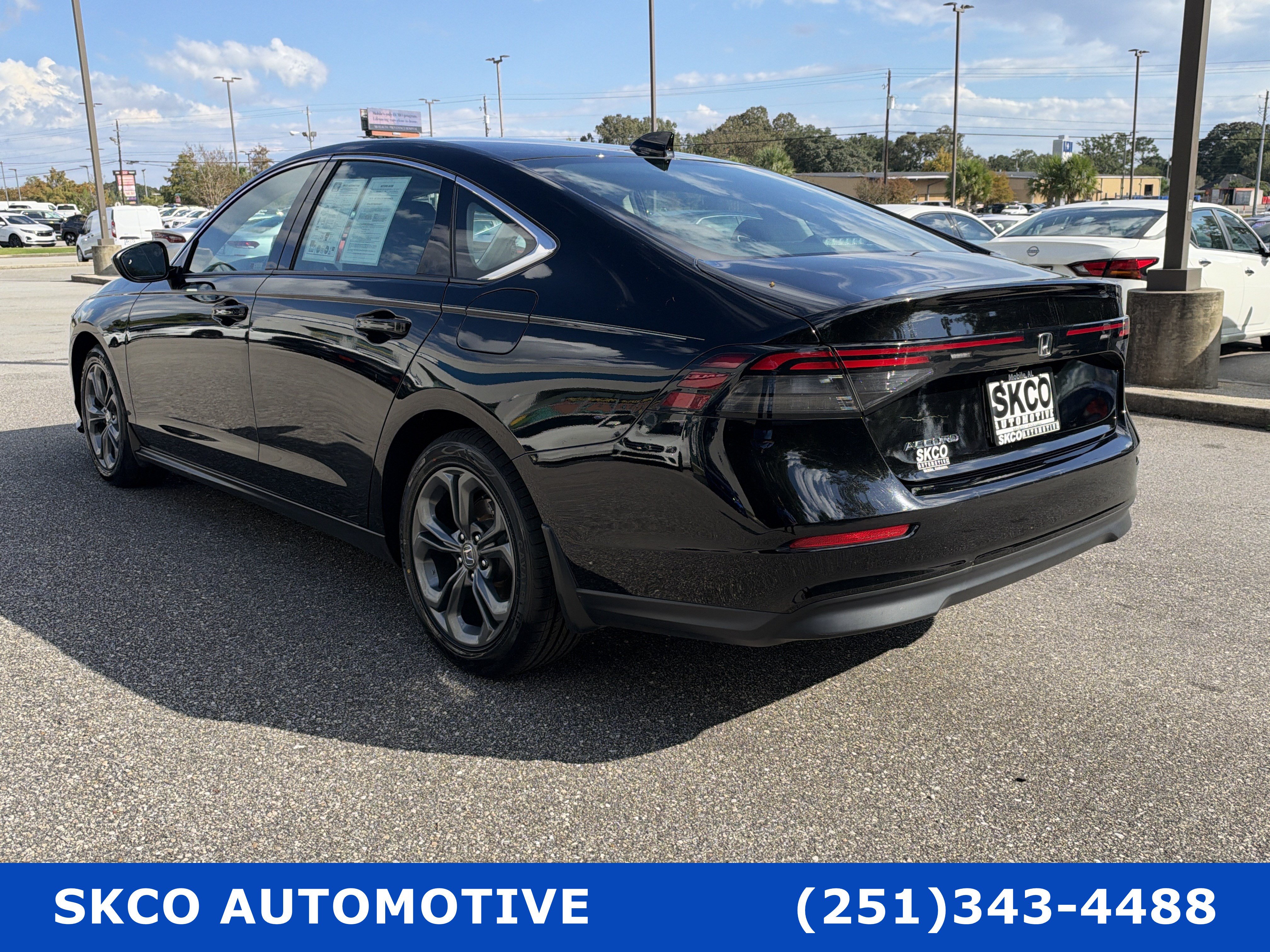 Used 2024 Honda Accord EX image 3