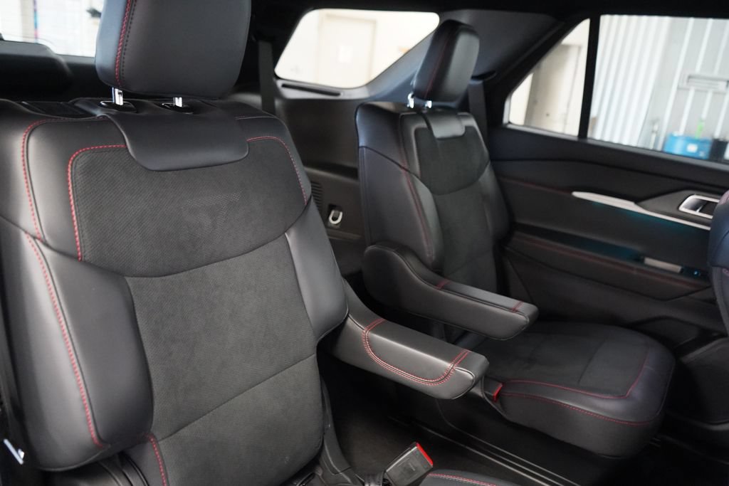 New 2026 Ford Explorer ST AWD/4WD image 21