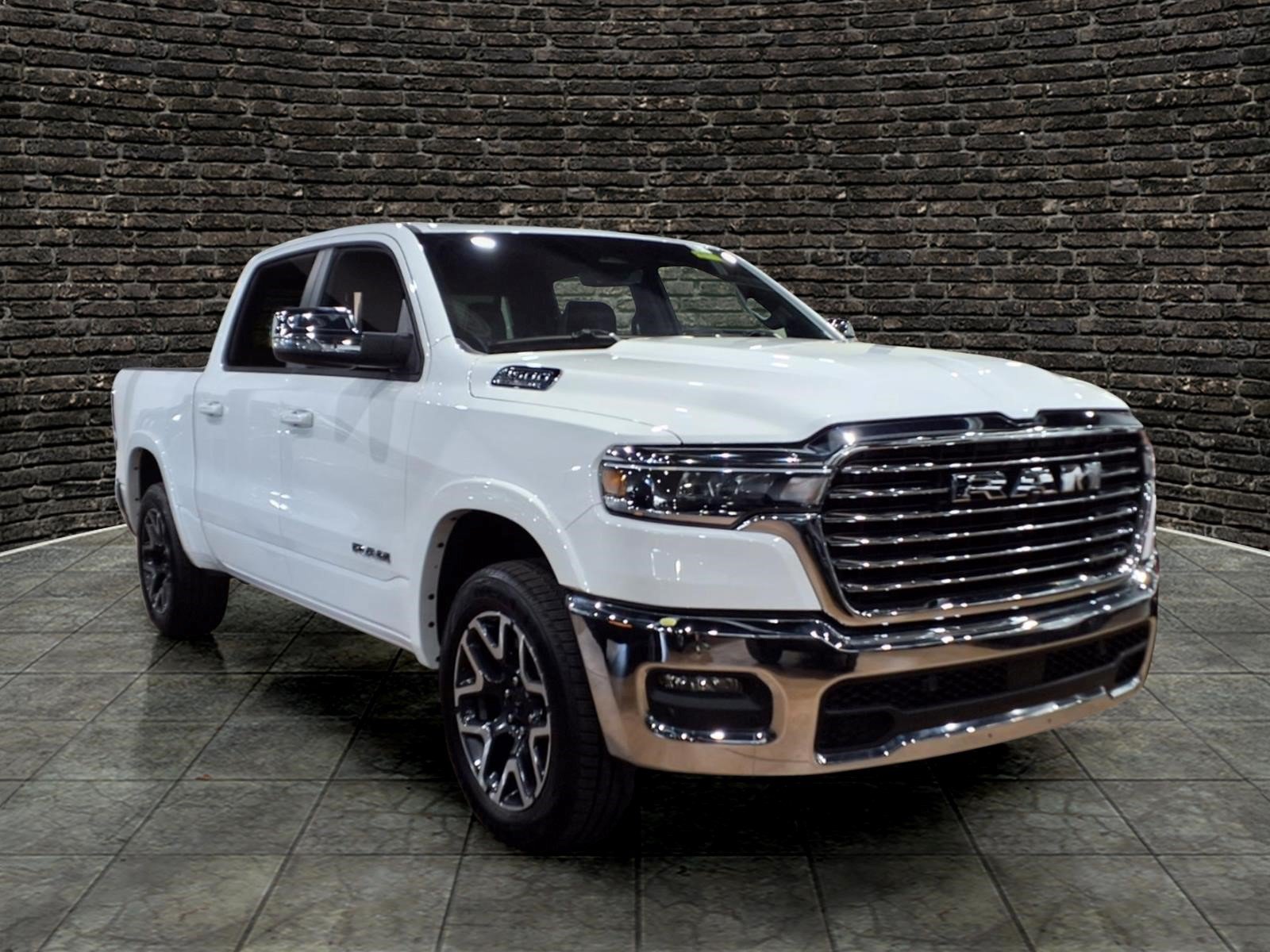 Used 2026 RAM 1500 Laramie AWD/4WD image 1