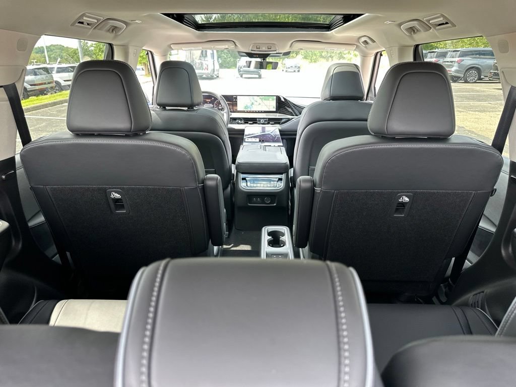 New 2027 INFINITI QX80 Luxe w/ Cargo Package AWD/4WD image 25