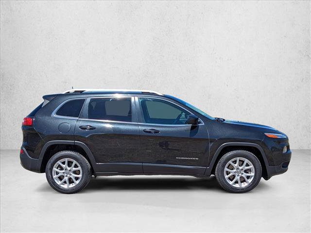 Used 2015 Jeep Cherokee Latitude w/ Comfort/Convenience Group image 4