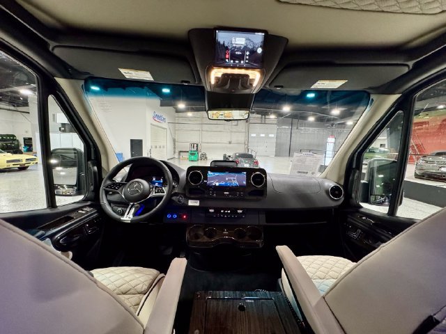 New 2026 Mercedes-Benz Sprinter 3500 image 40