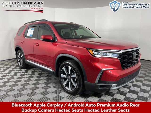 Used 2025 Honda Pilot Touring image 1