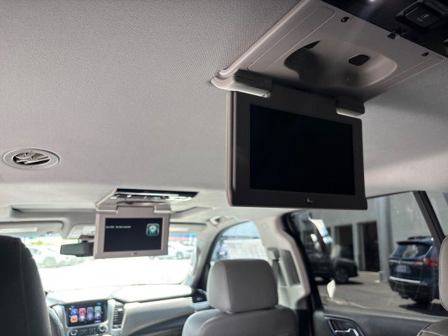 Used 2018 Chevrolet Suburban LT AWD/4WD image 39