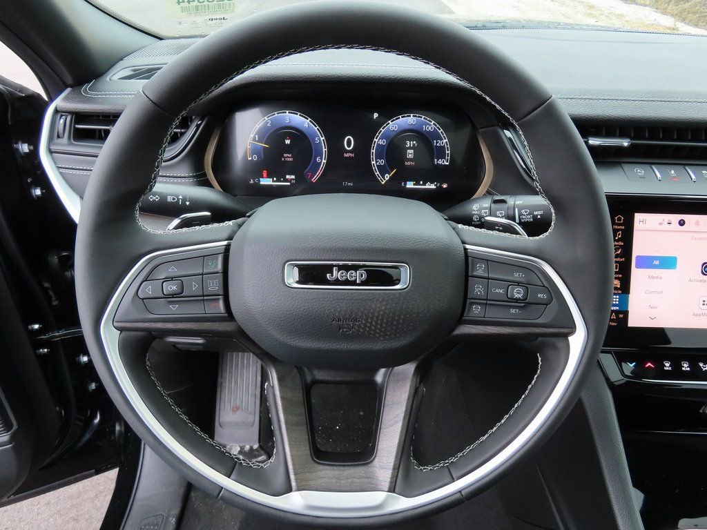 New 2026 Jeep Grand Cherokee L Limited AWD/4WD image 4