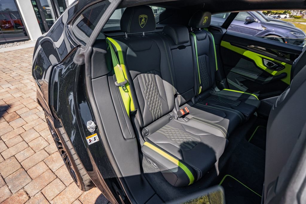 Used 2026 Lamborghini Urus Performante AWD/4WD image 37