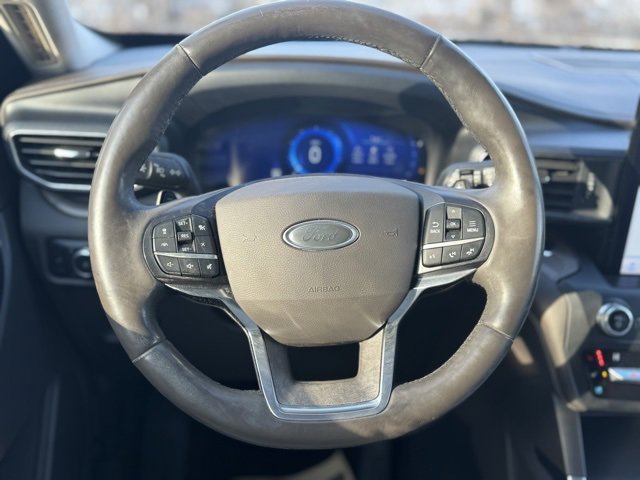 Used 2020 Ford Explorer Platinum w/ Premium Technology Package image 26